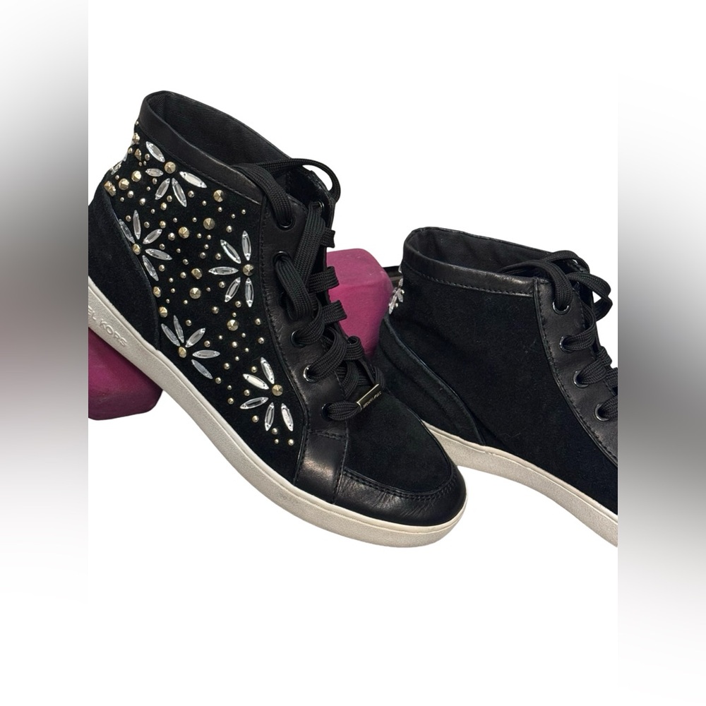 Michael Kors Nadine High Top
Sneaker Suede leather boots gem floral stud